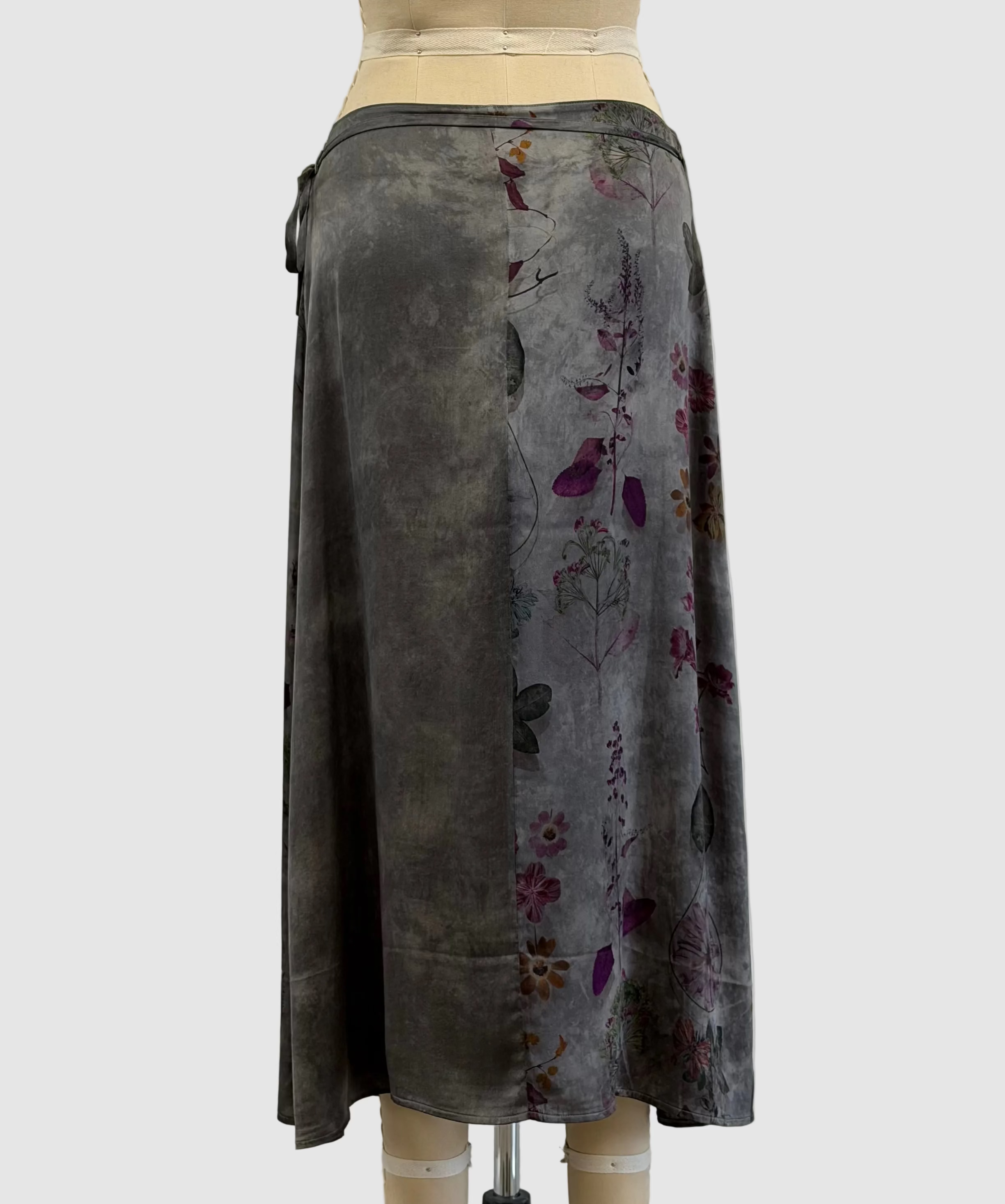 Avant Toi Faded Effect Wrap Patchwork Silk Skirt In Fango