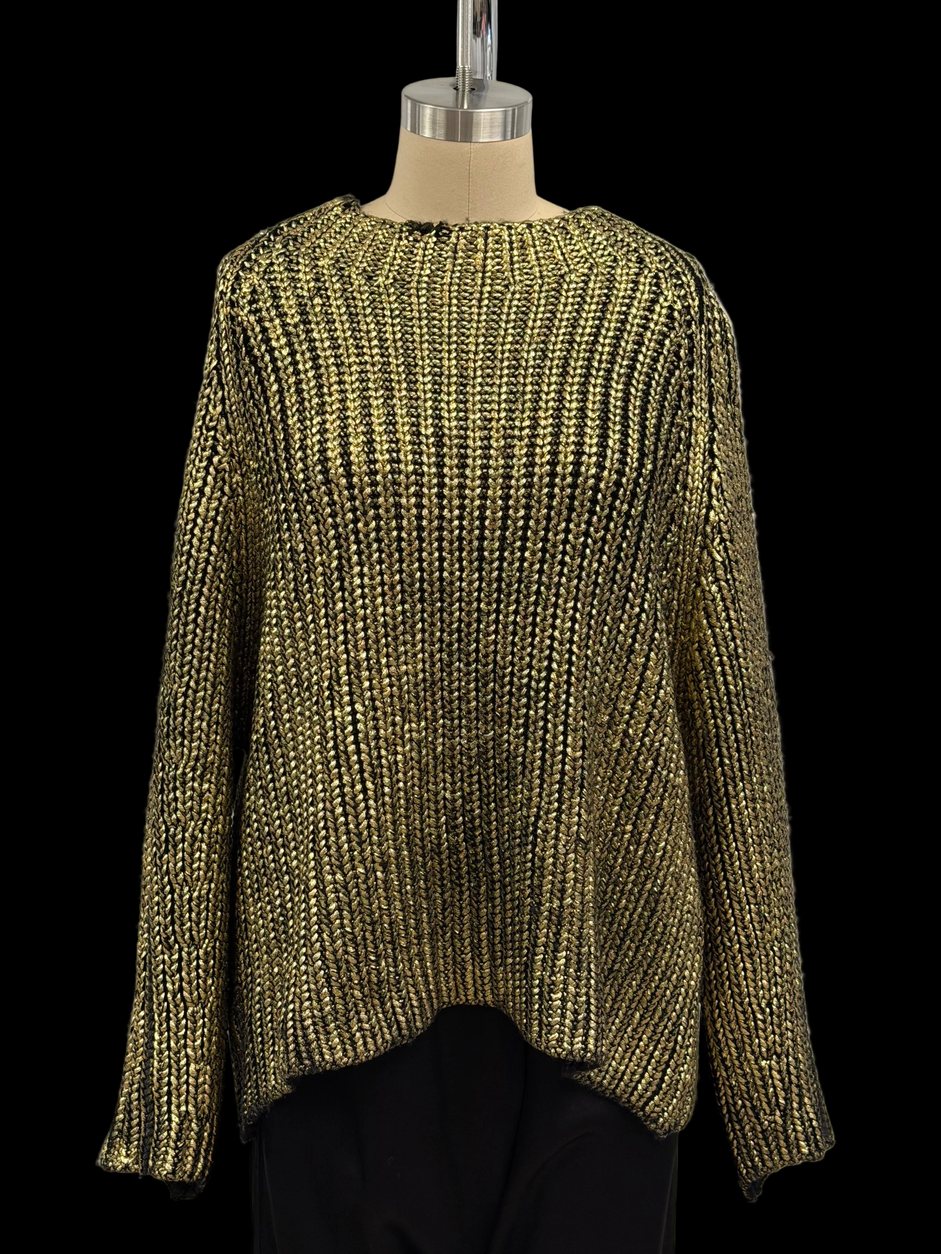 Avant Toi Extrafine Merino Wool Cable Laminated Sweater in Nero Gold