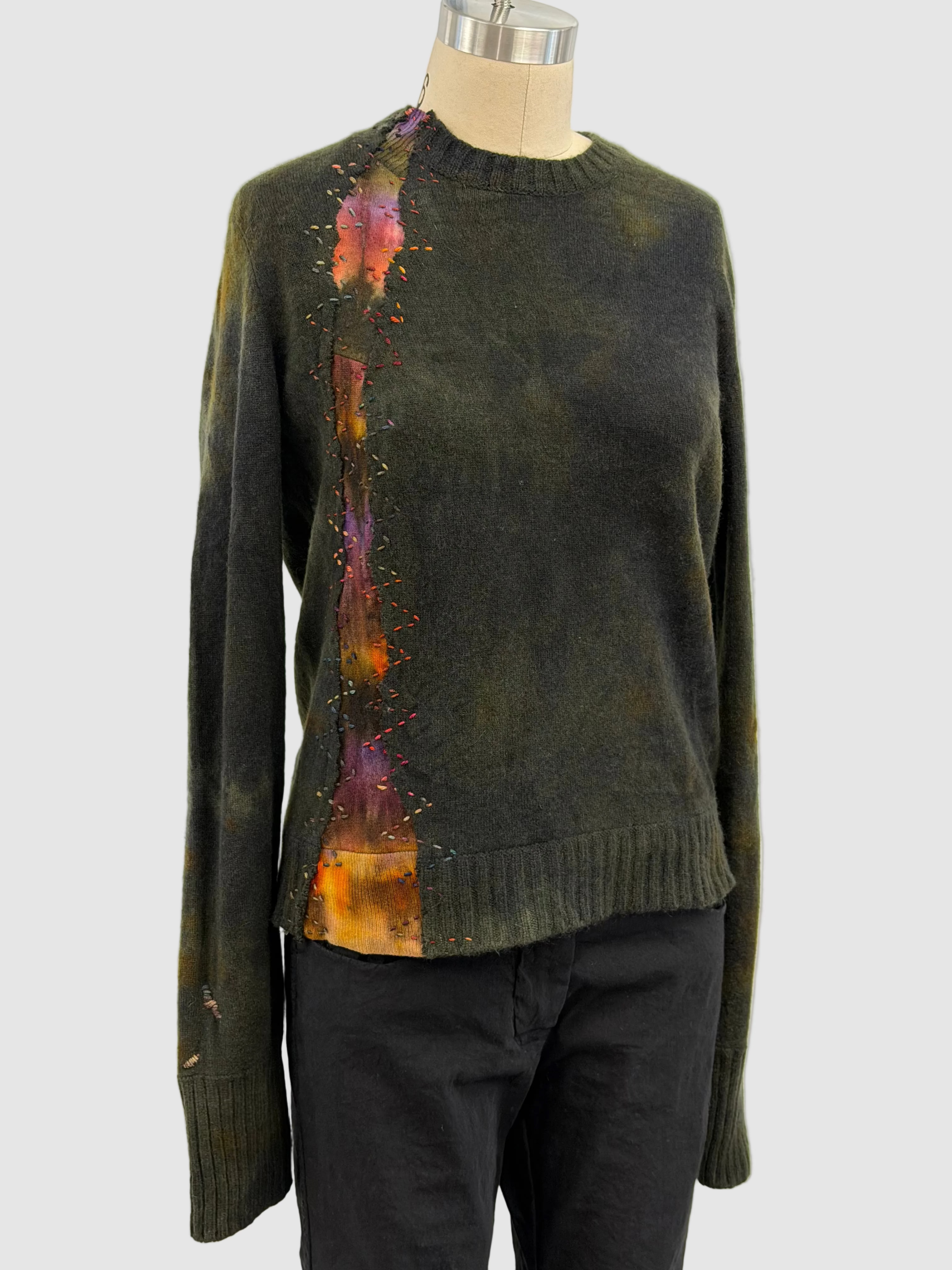 Galadriel Mattei Cashmere Crewneck Serpentine Sweater In Olive Char