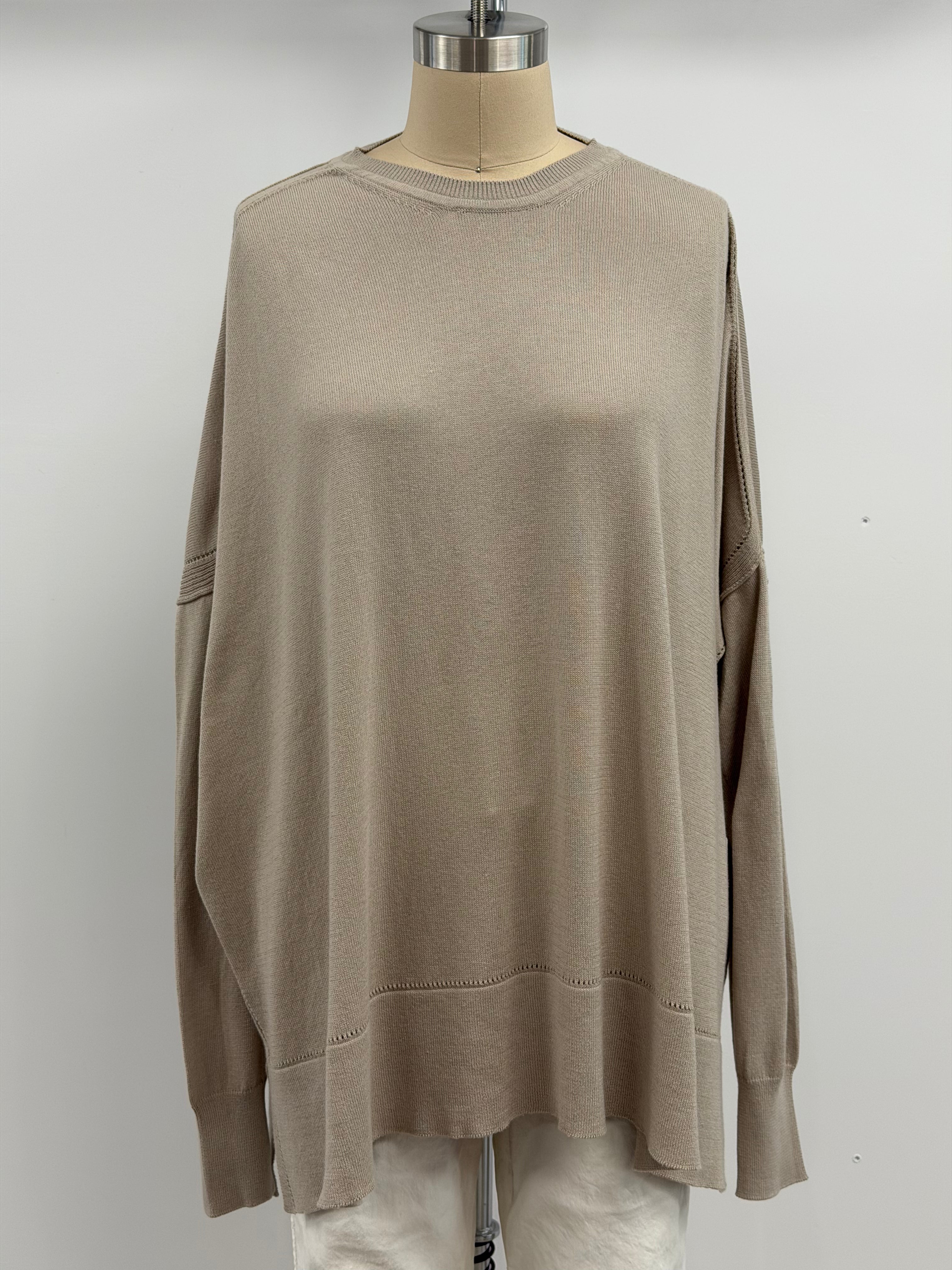 Michael Gabriel Crew Neck in Beige