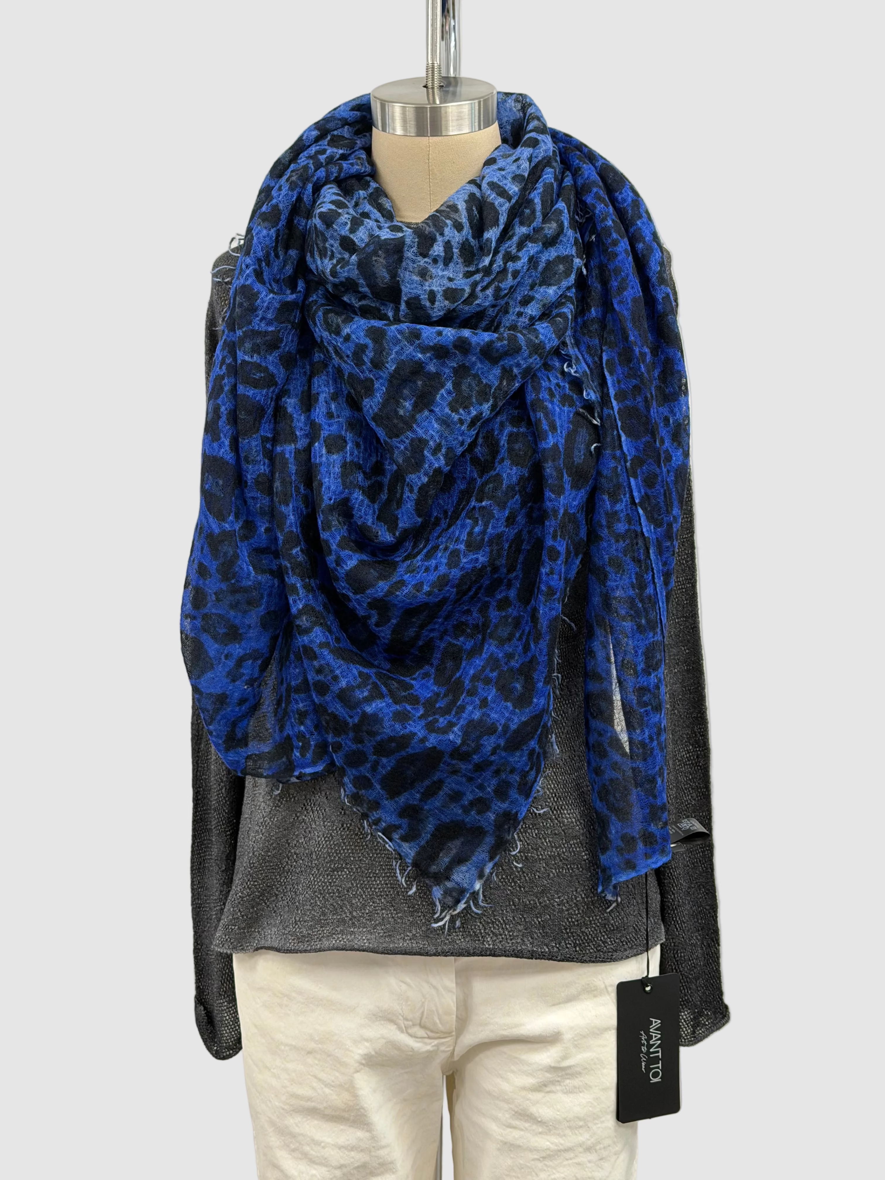 Avant Toi Cashmere Animalier Print Scarf In China