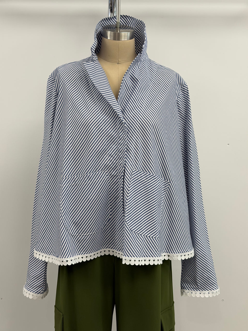 Vitamin Ballerina Jacket in Navy and White
