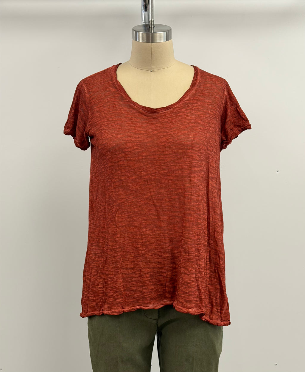 Gilda Midani Monoprix Short Sleeve Tee in Garnet