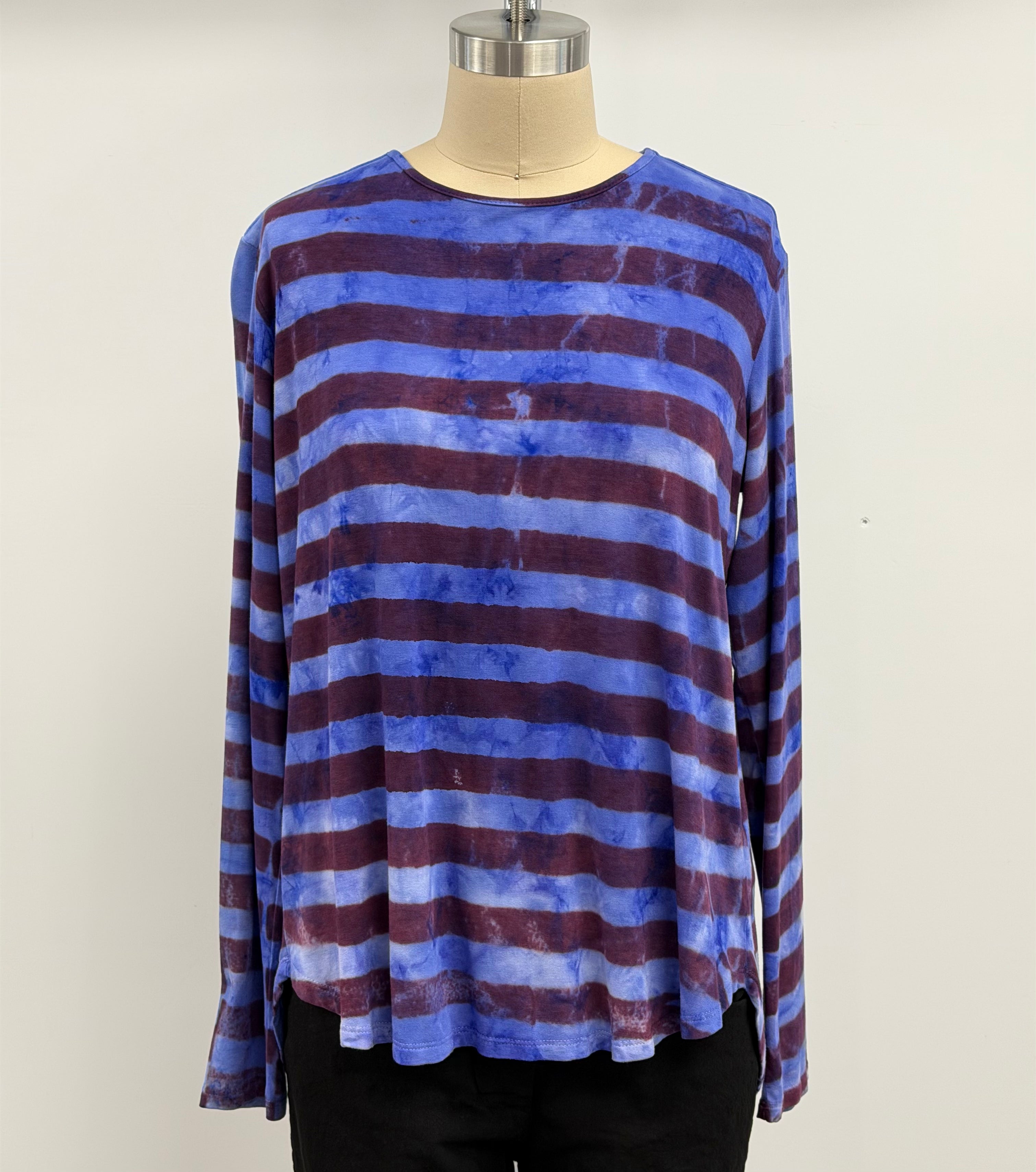 Annie Turbin High-Low Long Sleeve Top in Violet/Burgundy Stripe