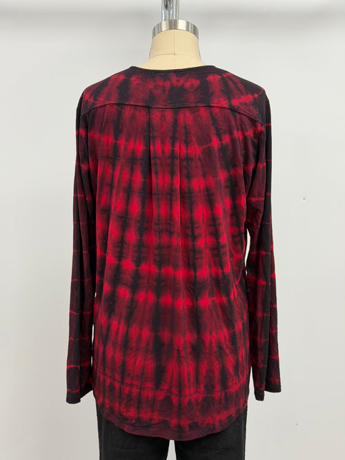Annie Turbin High-Low Long Sleeve Top in Red/Black Grid