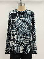 Annie Turbin High-Low Long Sleeve Top in Black and White Infinite Meteor Shower