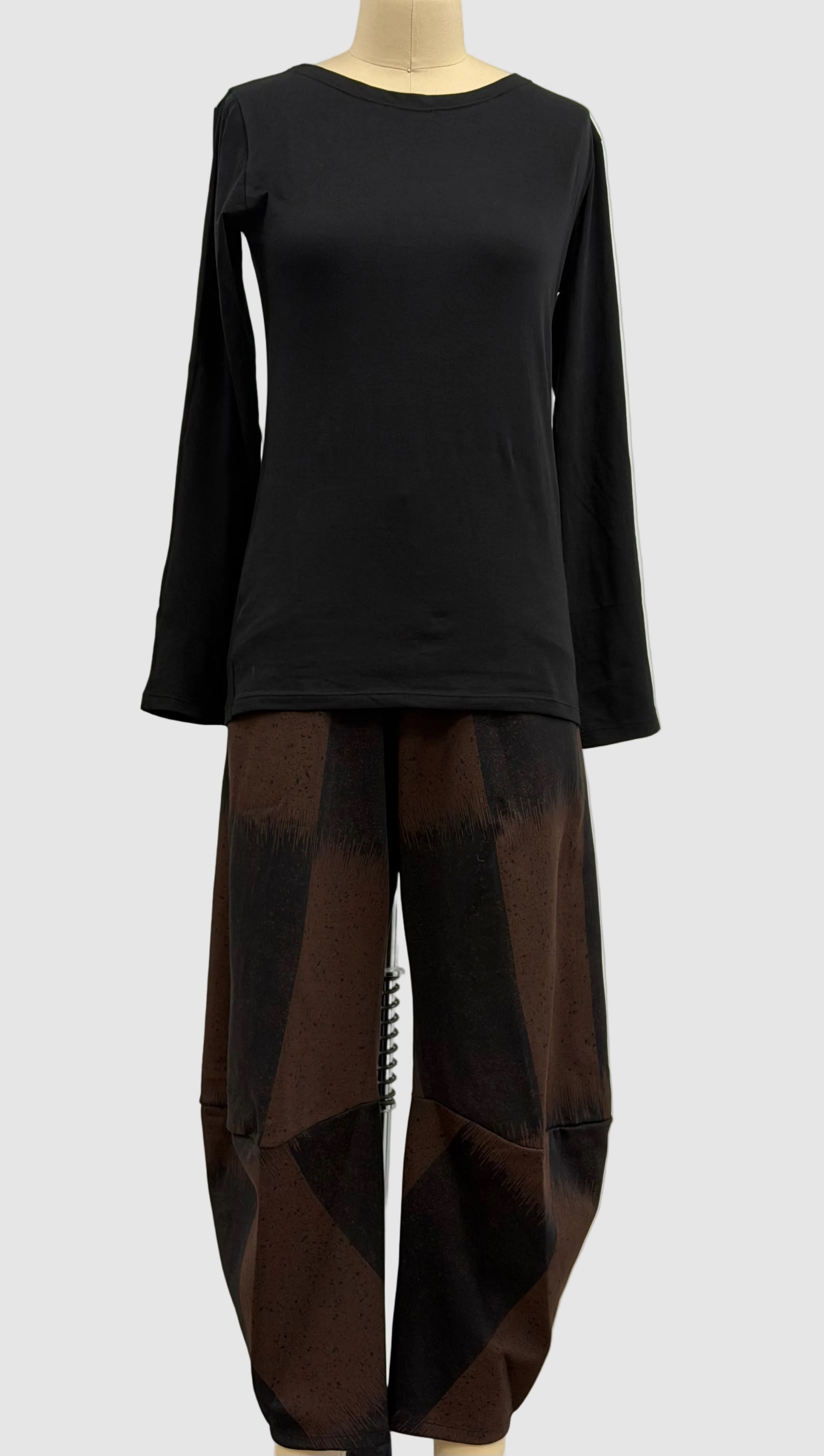 Matthildur Milano Pants in Black Print