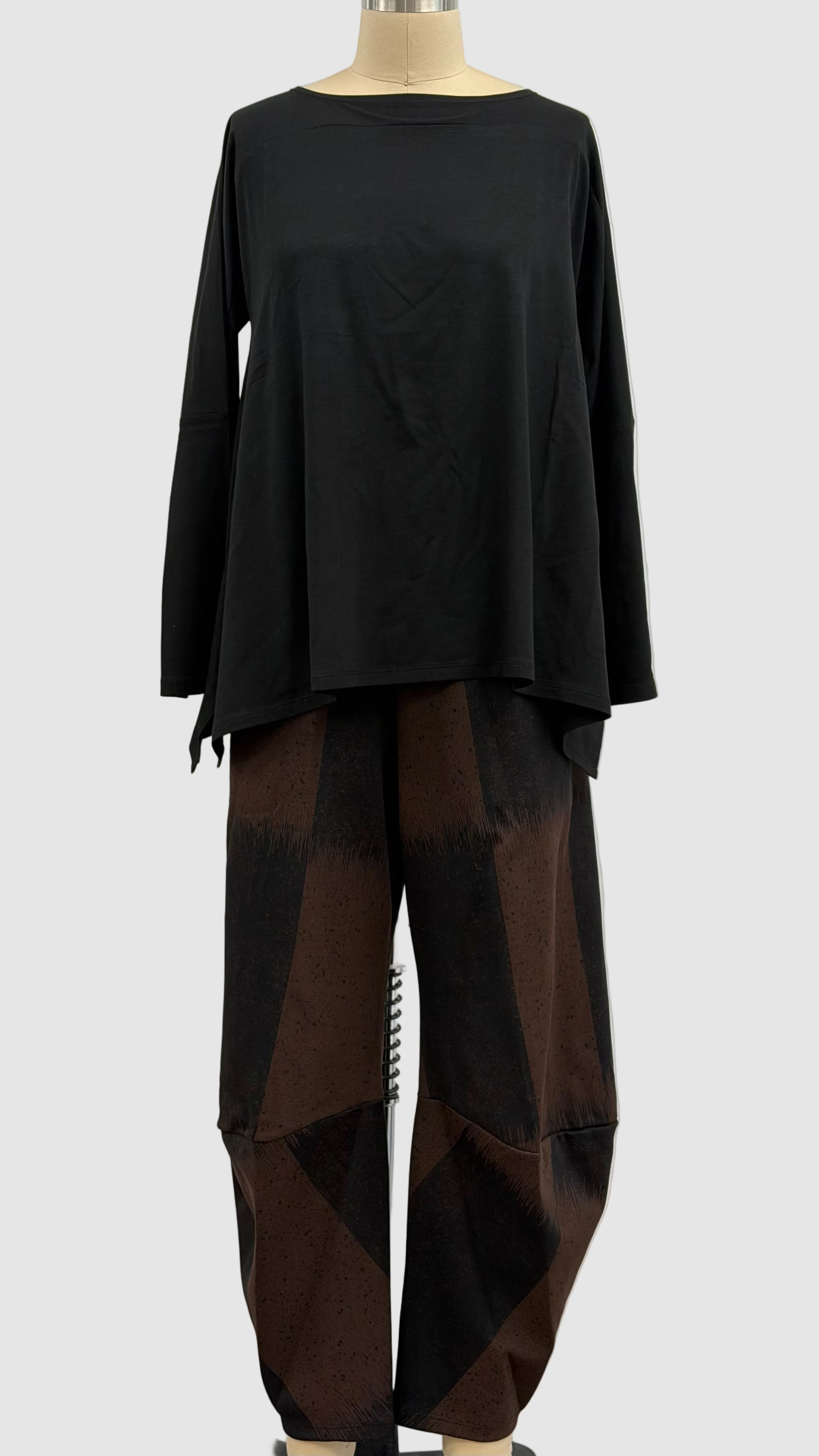 Matthildur Milano Pants in Black Print