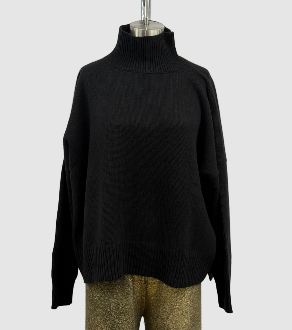 Oyuna Kaila Cashmere Sweater in Black