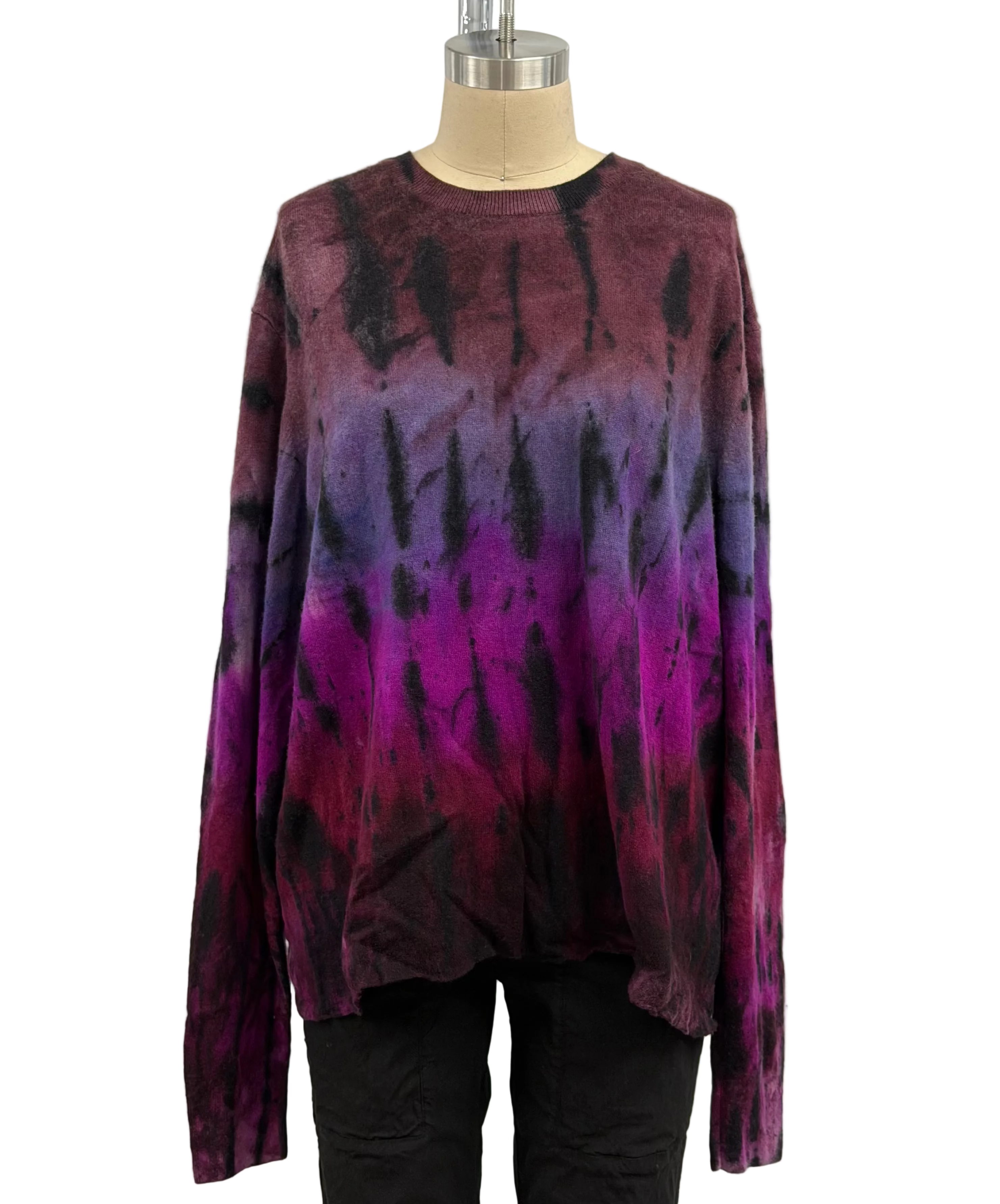 Galadriel Mattei Hand-Dyed Cashmere Crew Neck Pullover Stringband in Garnet, Fuchsia, and Lavender