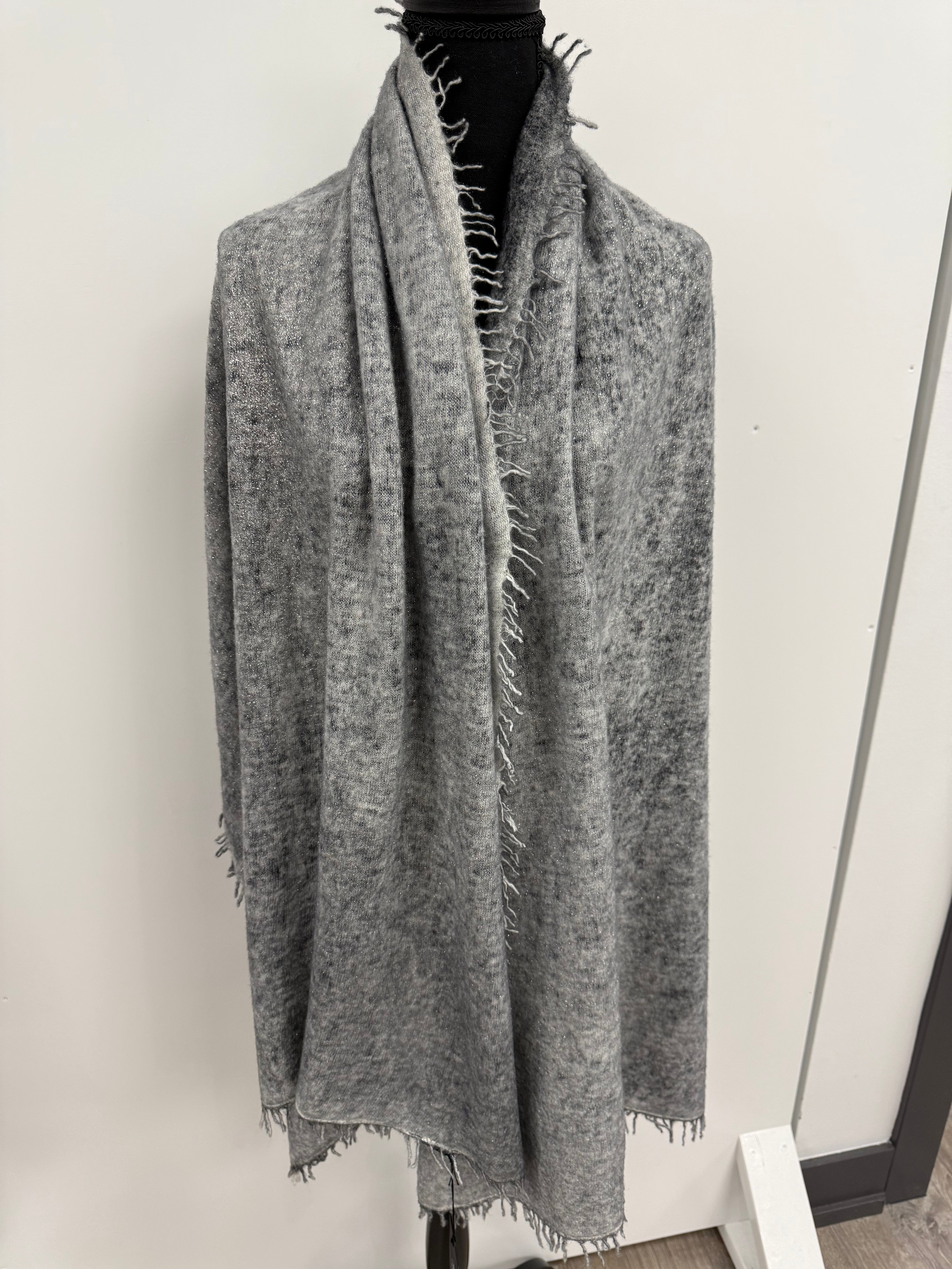 Avant Toi Stardust Laminated Effect Cashmere Stola in Husky