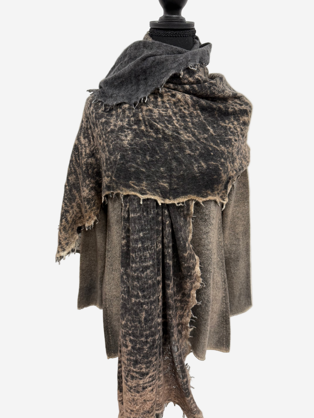 Fissore Bruco 12 Lightweight Cashmere Pullover Sweater in Sand