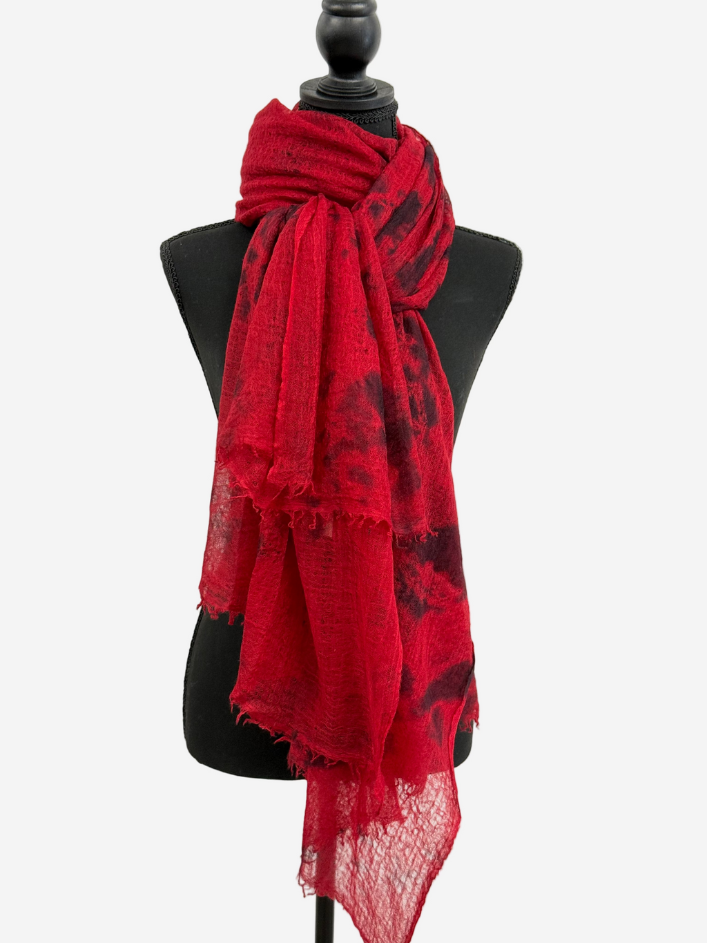 Featherweight Cashmere Shawl in Red/Black