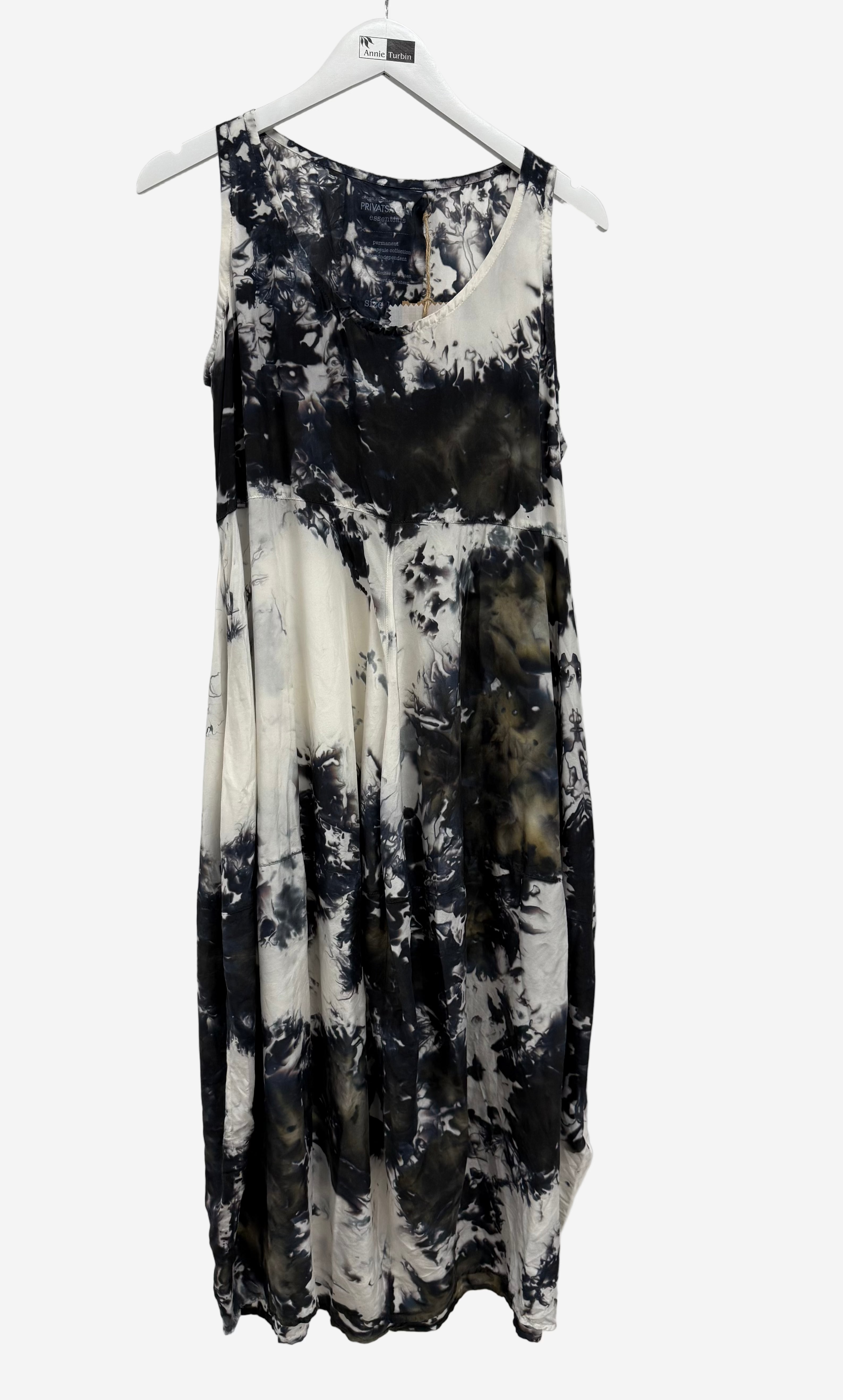 Privatsachen Hand Dyed Silk Sleeveless Dress in Satt