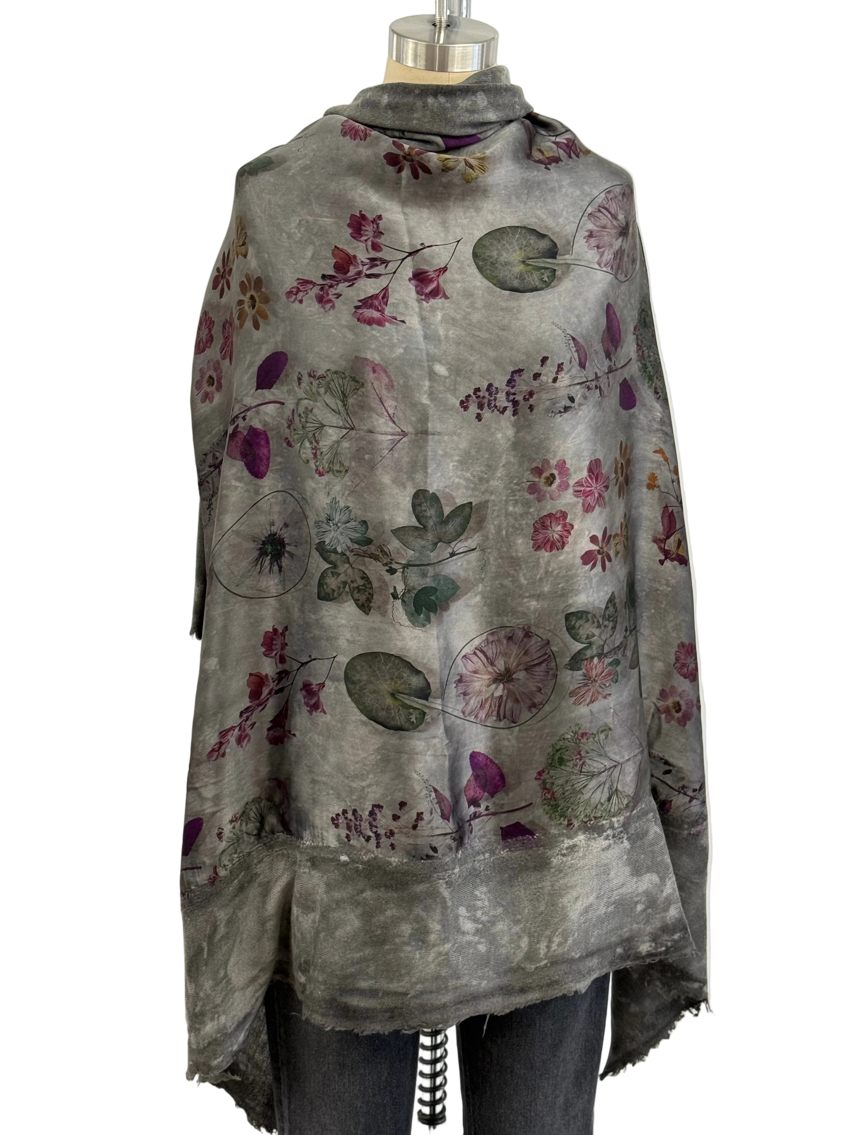 Avant Toi Quadrello Foulard Silk Erbario in Fango