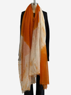 Suzusan Feather Weight Cashmere Shawl Tesuji Yoroidan Shibori In Burnt Orange/ White