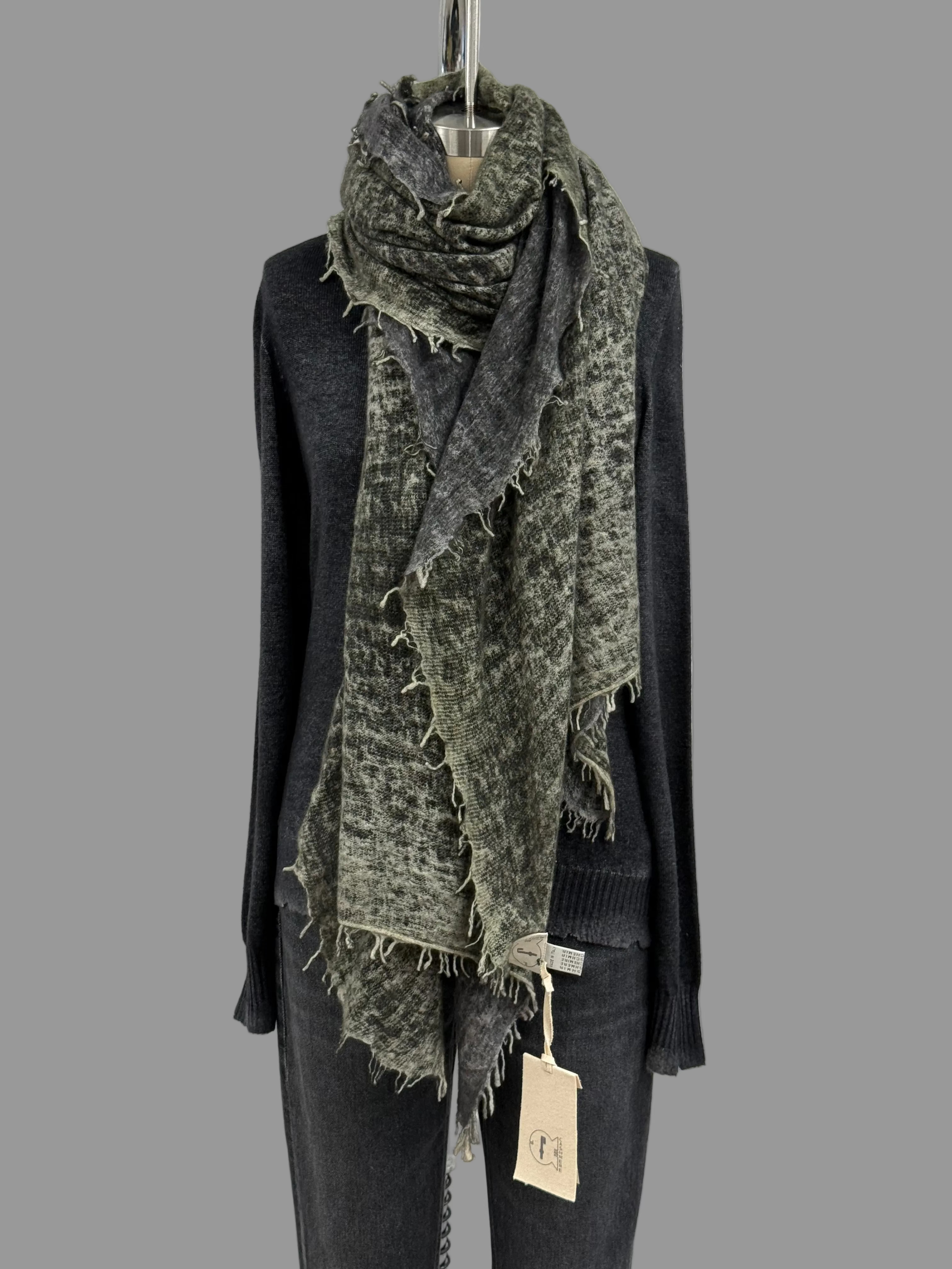 Fissore Bi-Color Cashmere Scarf in Olive/Charcoal