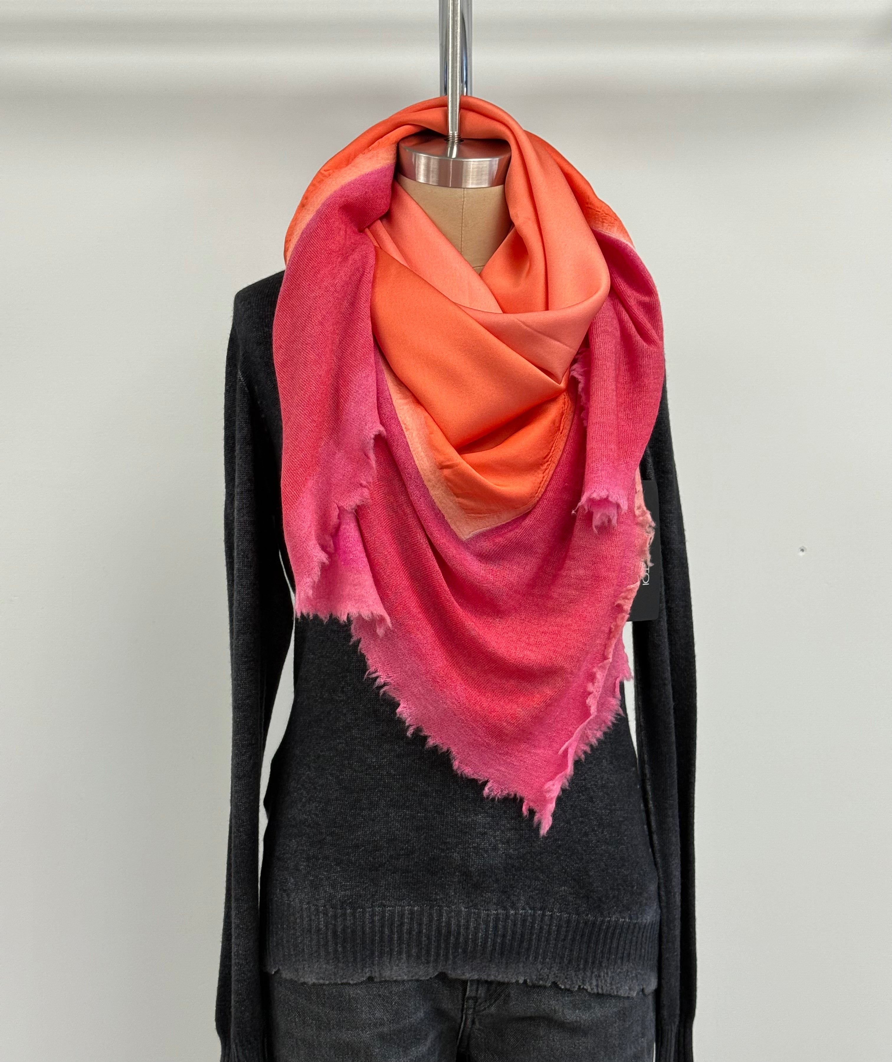 Avant Toi Quadrello Double Bicolor in Rosa Fluo/ Chili