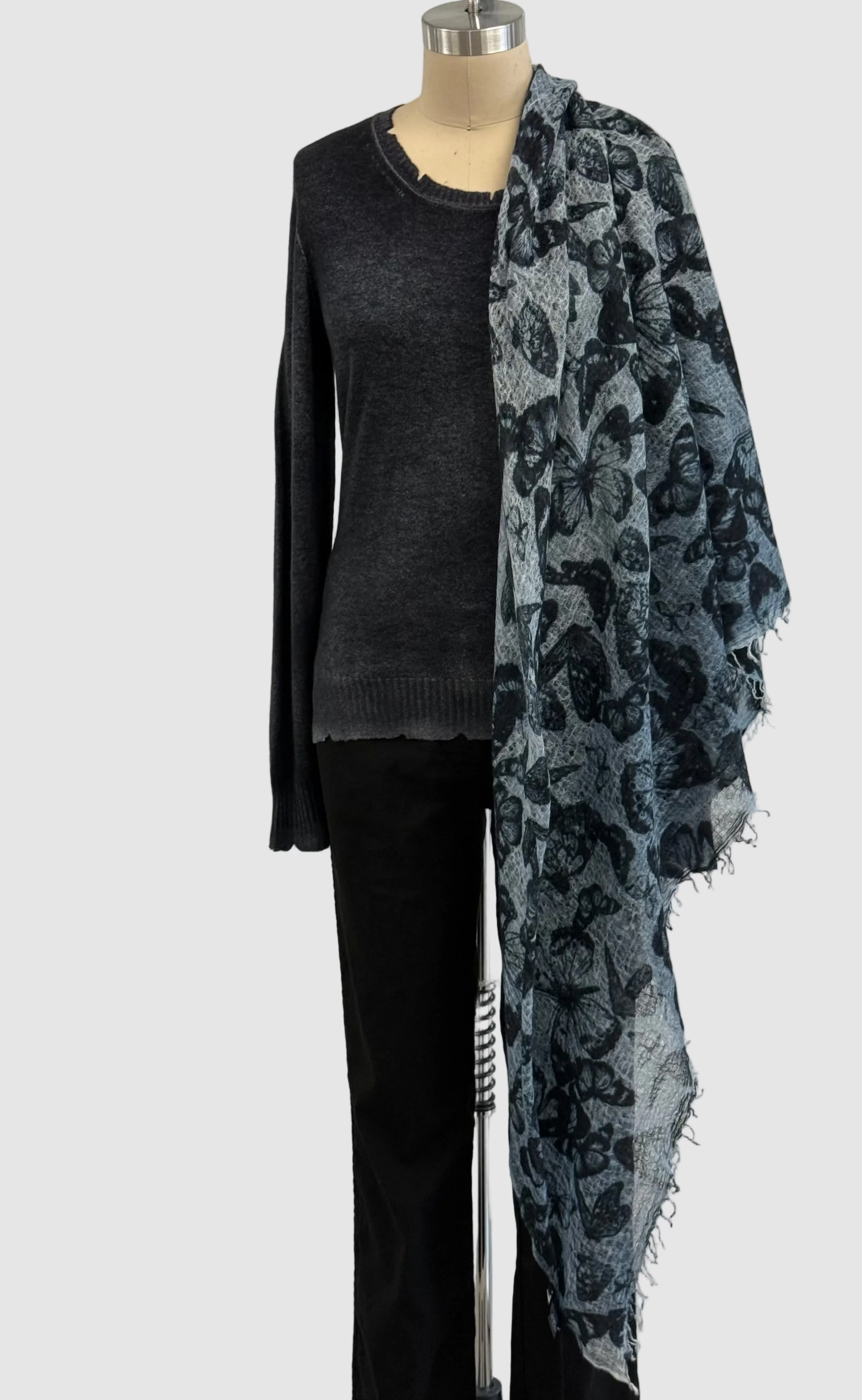 Avant Toi Hand-Painted Cashmere Stampa Farfalle In Nero Water