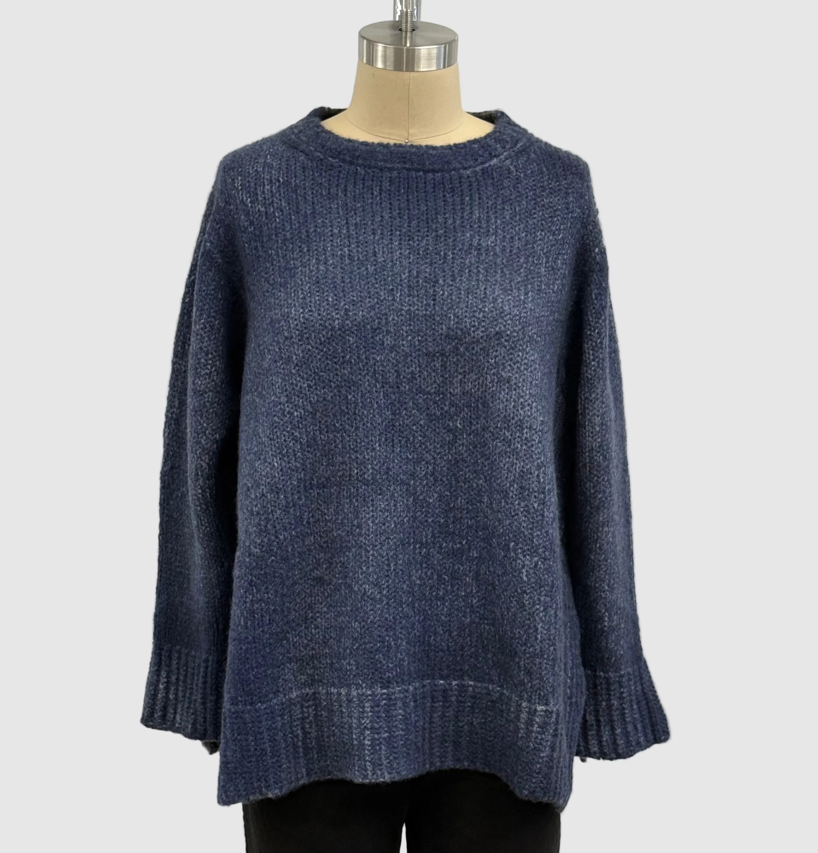 Avant Toi Side Slit Pullover Cashmere Blend Sweater In N/Midnight