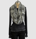 Annie Turbin Cashere Infinity Scarf in Gray