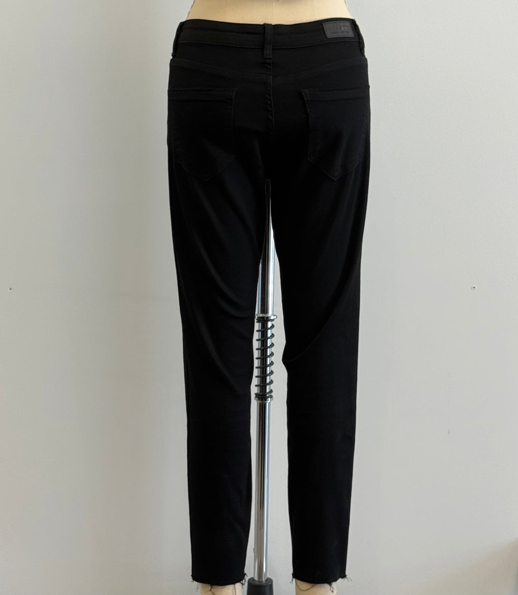 Bianco Skinny Fit Jeans in Black