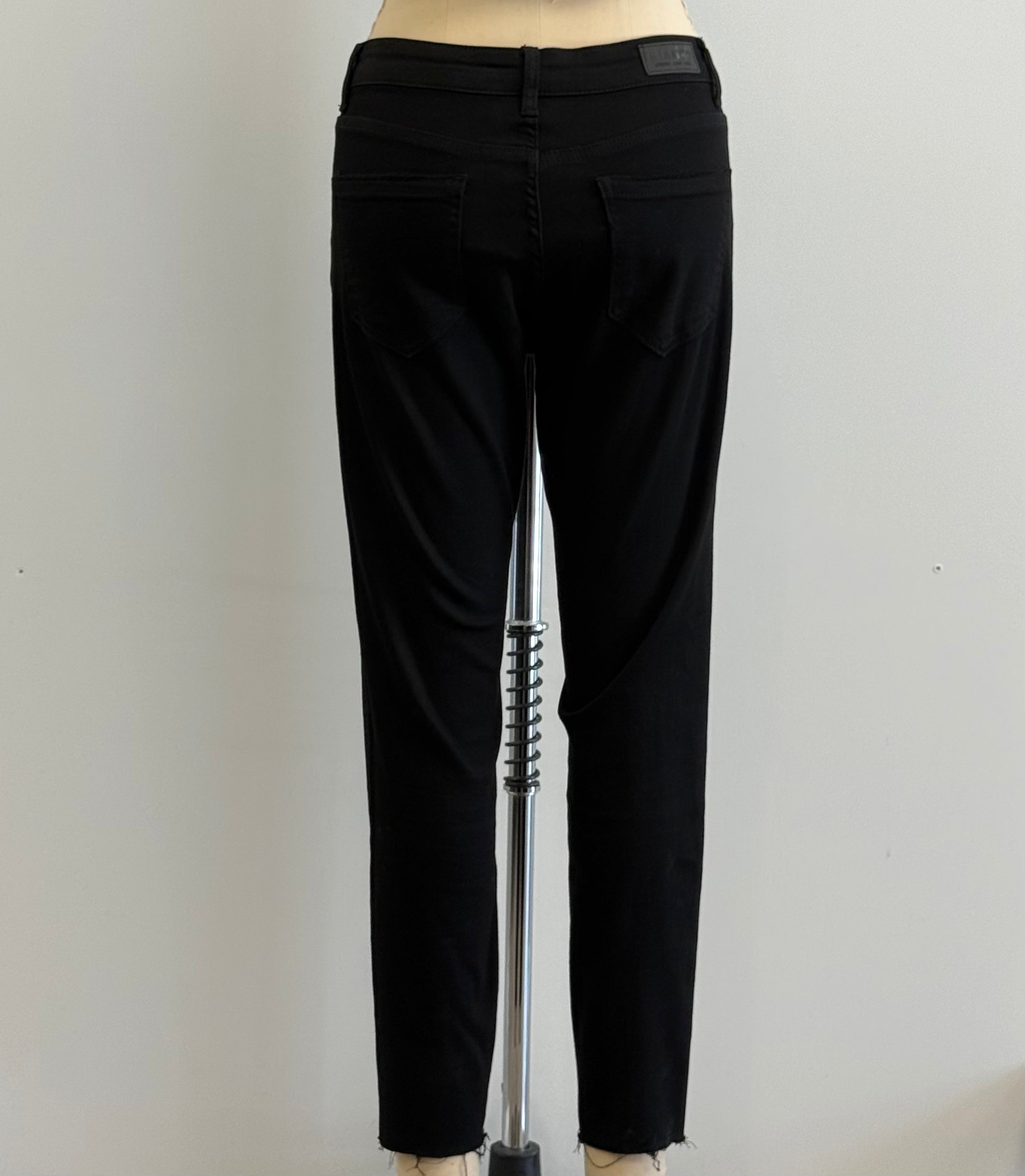 Bianco Skinny Fit Jeans in Black