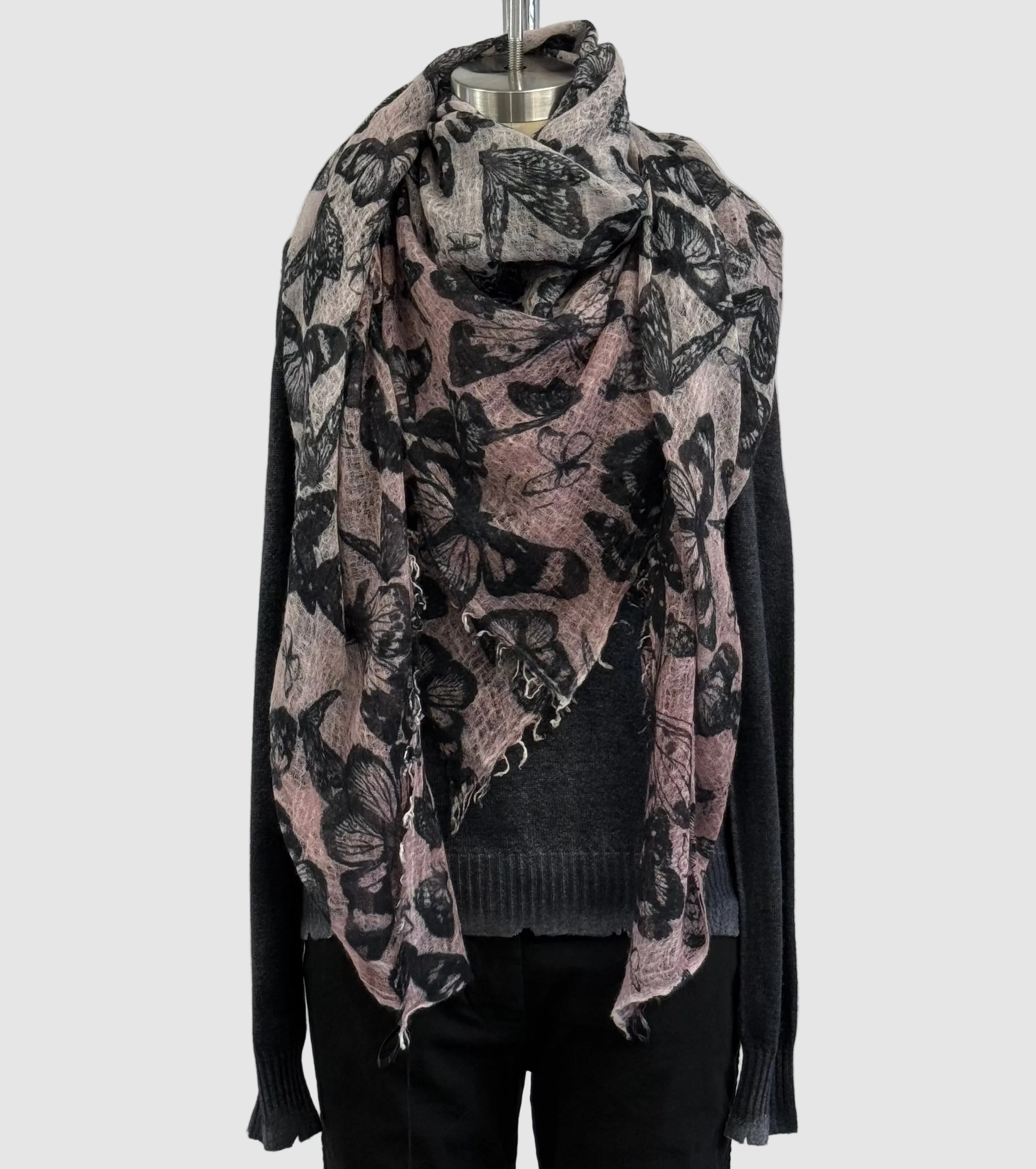 Avant Toi Hand-Painted Cashmere Stampa Farfalle In English Rose