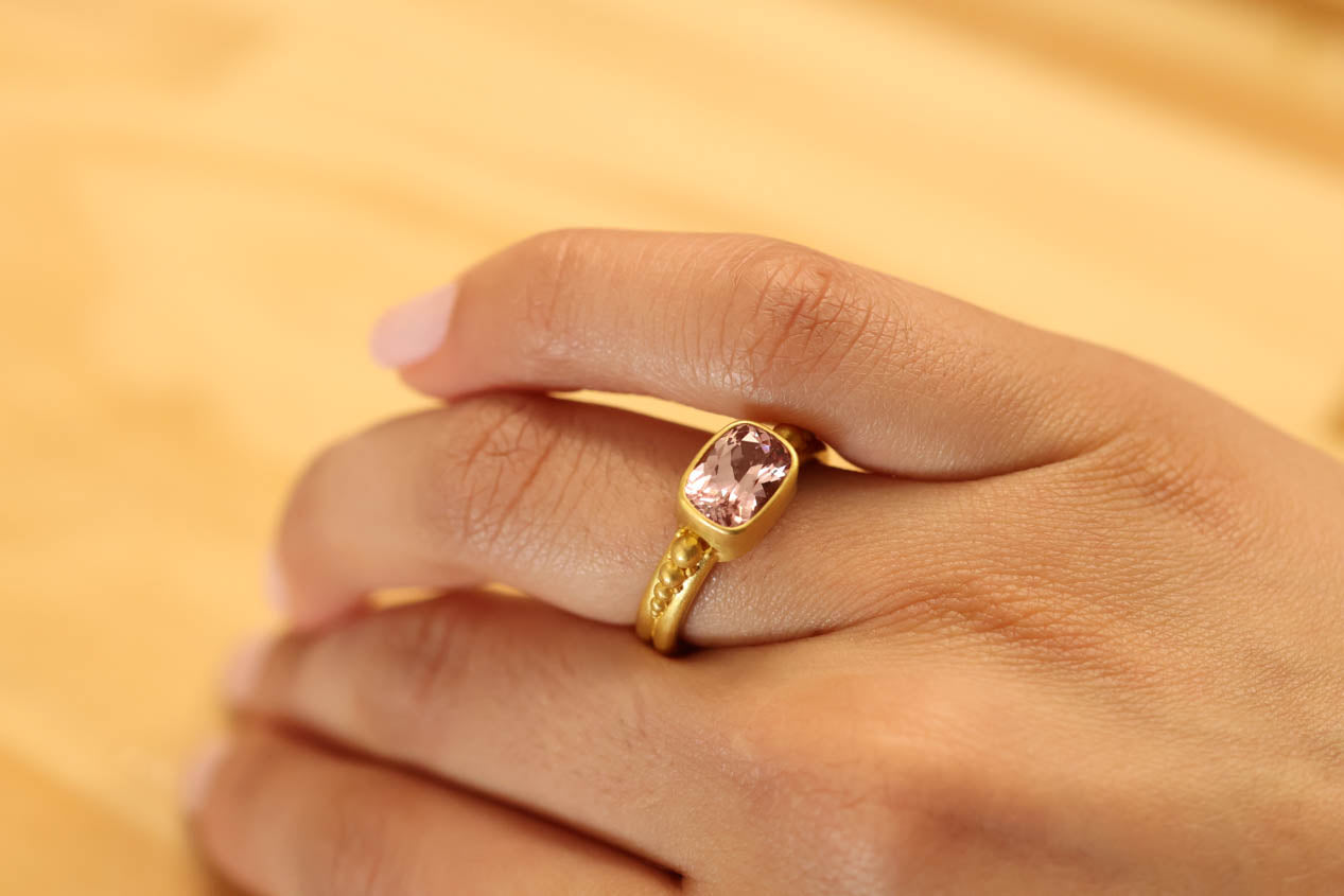 22K Malaya Garnet Ring with Cluster Granulation