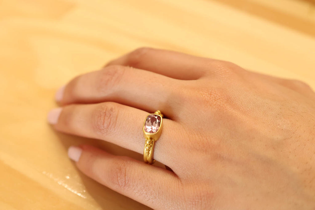 22K Malaya Garnet Ring with Cluster Granulation