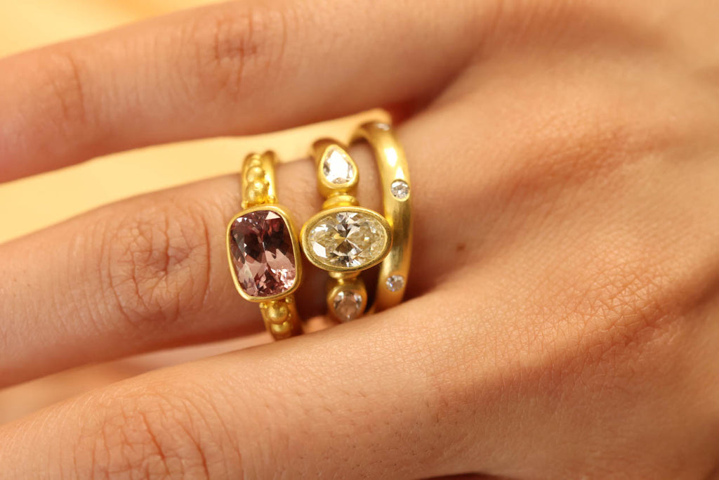 22K Malaya Garnet Ring with Cluster Granulation