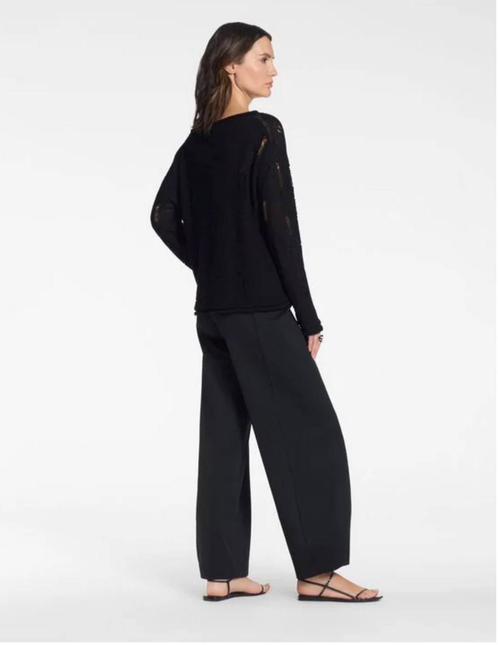 Sarah Pacini Openwork Seamless Linen Sweater In Black