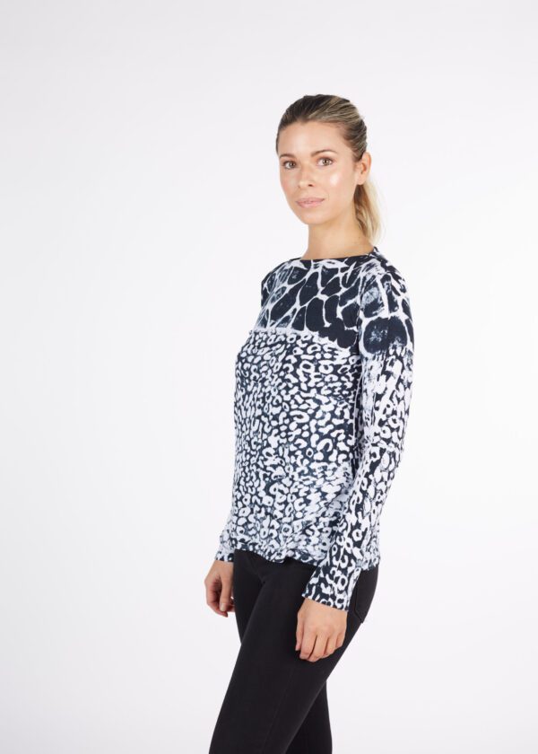 RELAXED BOAT NECK LONG SLEEVE - B & W GIRAFFE TOP LEOPARD BOTTOM - Image 2