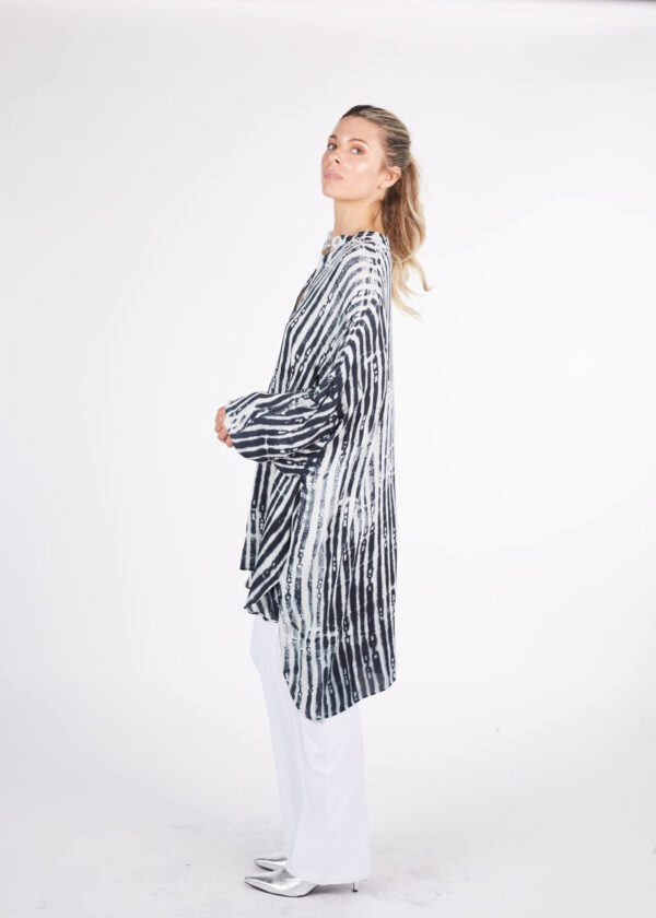 KATJE SHIRT - BLACK AND WHITE STRIPES - Image 3