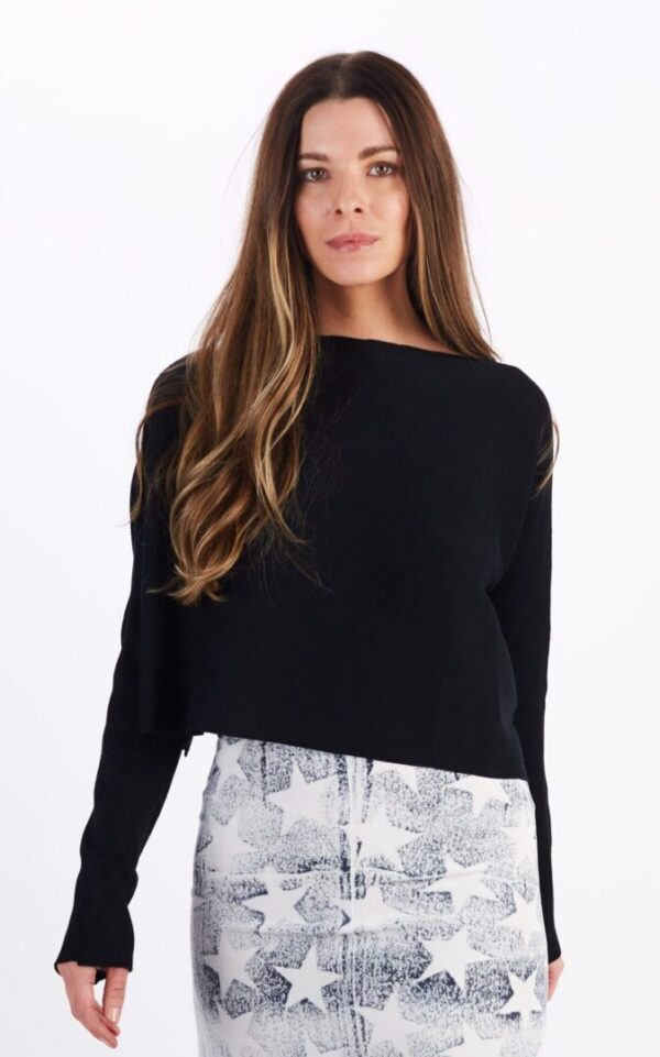 MATTHILDUR SWEATER IN BLACK