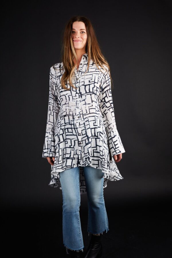 ANNIE TURBIN FITTED A-LINE SHIRT - Image 5