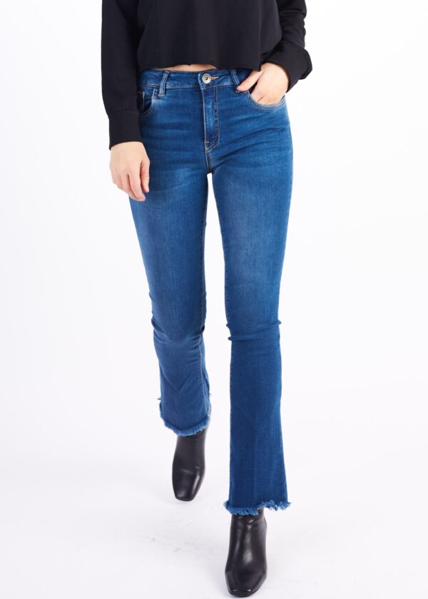 ZVOOV FRAYED HEM JEANS - Image 4