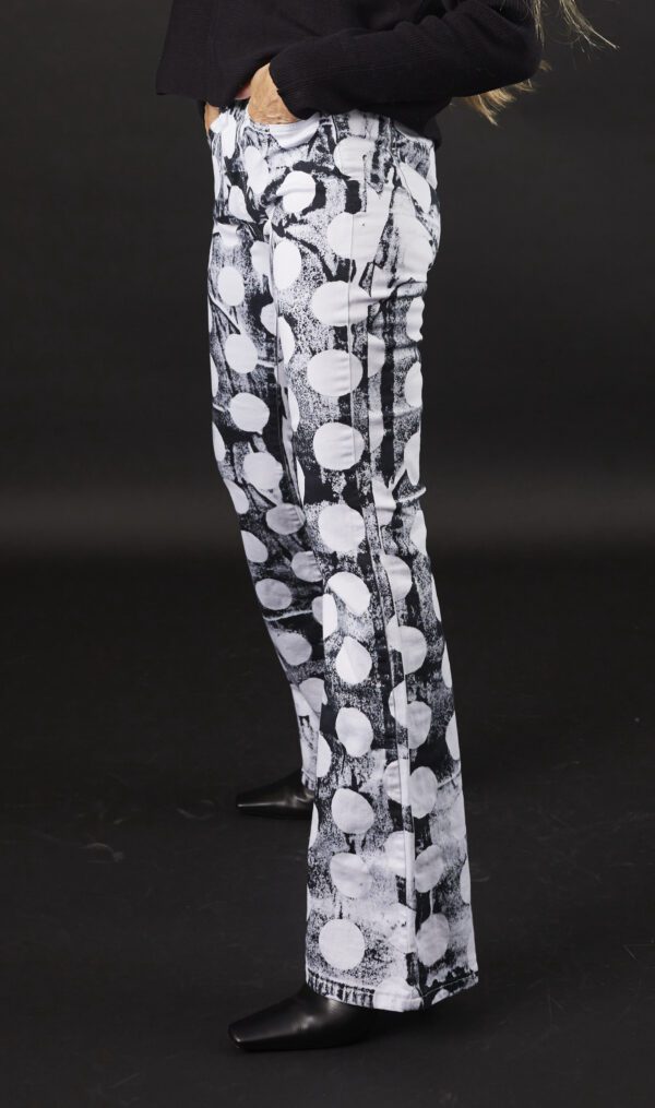 BLACK & WHITE VINTAGE DOT PRINT JEANS