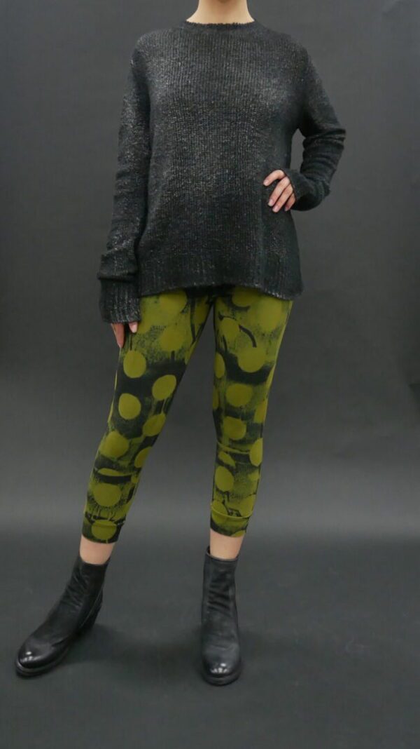 CROPPED LEGGINGS OLIVE BLACK POLKA DOTS - Image 3