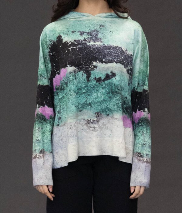 PRINTED ARTWORKS CASHMERE HOODY IN AQUA