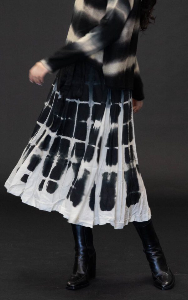 VIVIANA UCHITEL HAND DYED SILK SKIRT BLACK CREAM - Image 2