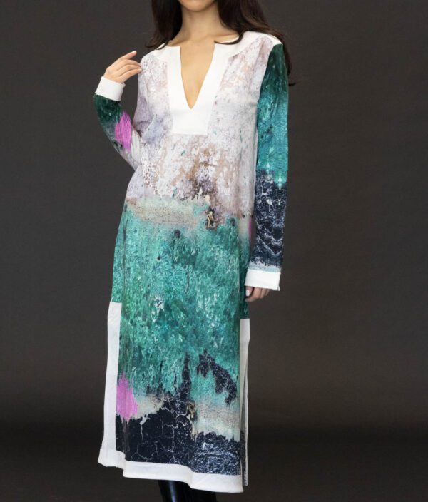 PRINTED ARTWORKS KAFTAN IN AQUA - Image 4