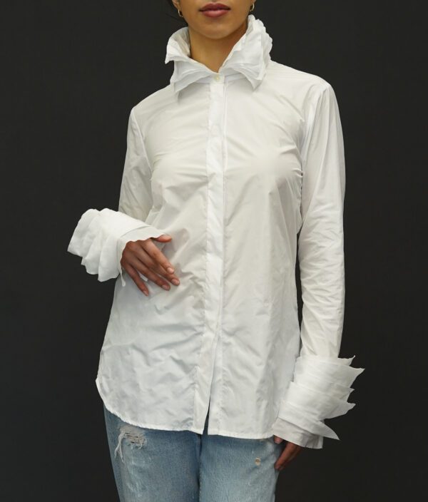 KATHARINA HOVMAN DECO SHIRT IN WHITE