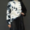 SUZUSAN CASHMERE SEAMLESS WIDE PULLOVER MADARA SHIBORI IN BLACK/NATURAL WHITE - Image 2