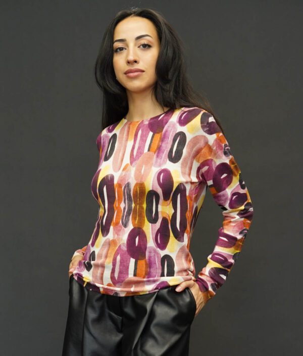 PRINTED ARTWORKS CASHMERE SILK PULLOVER IN ALEX PURPLE - Image 2