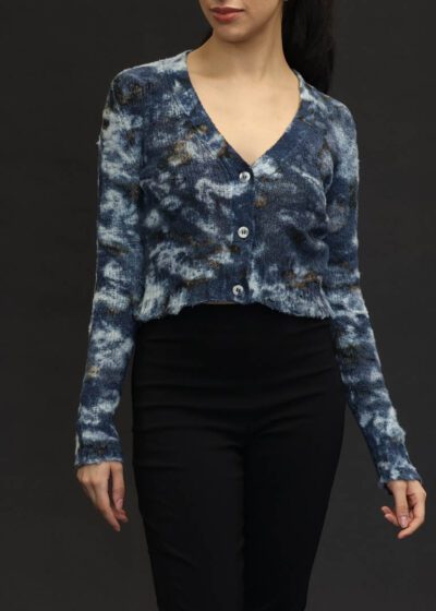 AVANT TOI WAKAME MIMETIC EFFECT BRUSHED COTTON V NECK CROP CARDIGAN IN TITANIUM