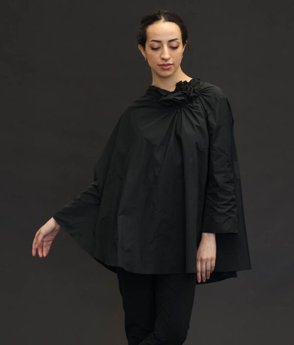 KATHARINA HOVMAN BEAUTY TOP IN BLACK - Image 3